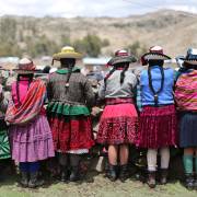 Weavers of the Clouds: Textile Arts of Peru 🌐