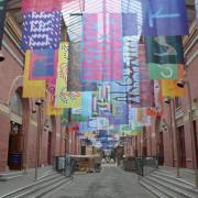 Les mots voyageurs - Exposition Tisser-métisser et installation Vacarme (F)