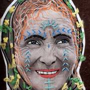 Tisser le monde, broder l'identité (F)