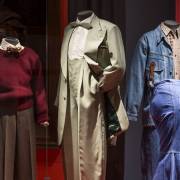 Tenue correcte exigée : quand le vêtement fait scandale